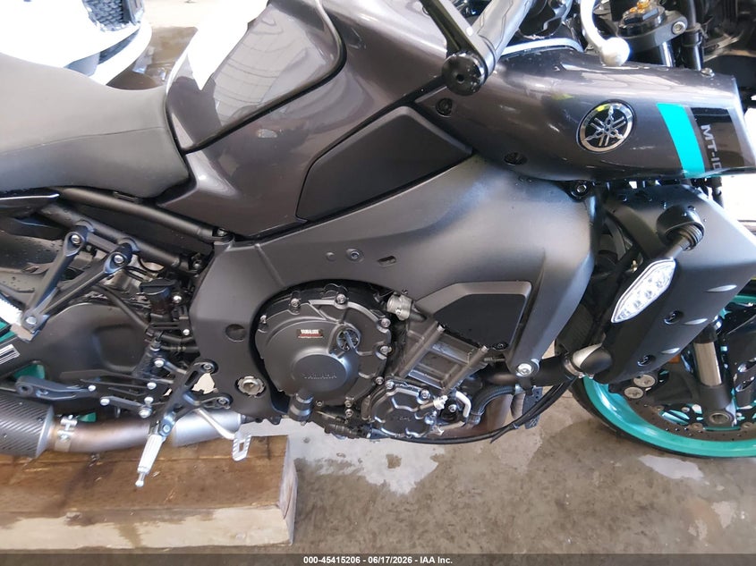 2024 YAMAHA MTN1000 auction photo 8