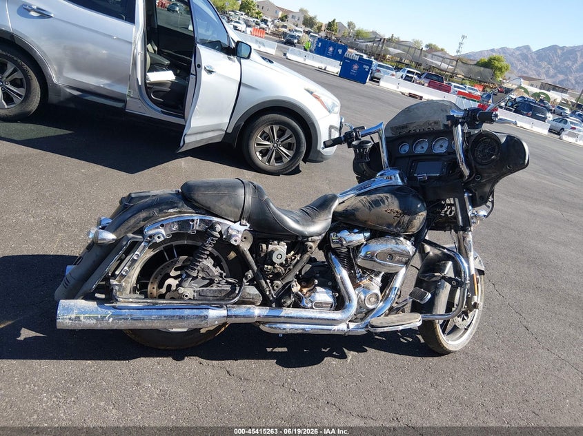 2017 Harley-Davidson Flhxs Street Glide Special VIN: 1HD1KRC36HB664018 Lot: 45415263