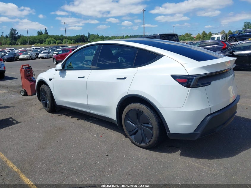 Vin: 7saygdee8tf338734, lot: 45913339, tesla model y all-wheel drive/long range launch series/premium all-wheel drive 20263