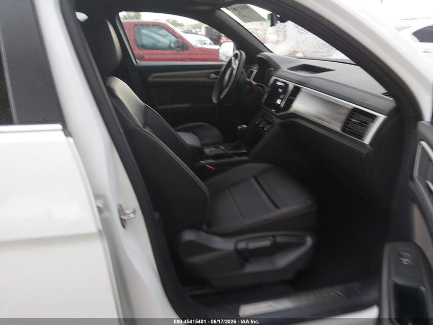 2022 VOLKSWAGEN ATLAS CROSS SPORT auction photo 5