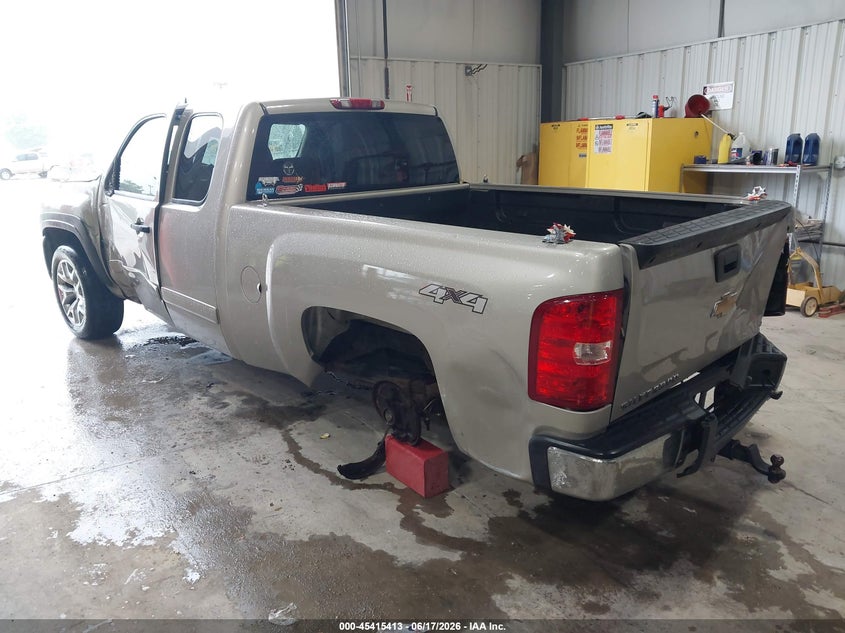 2007 CHEVROLET SILVERADO PICKUP 4.8L V-8 295HP