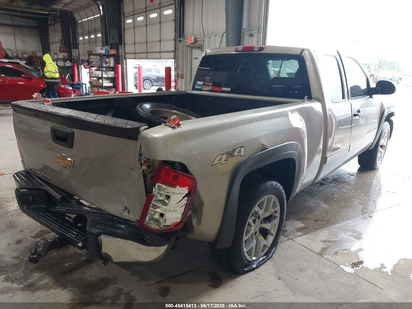 2007 CHEVROLET SILVERADO PICKUP 4.8L V-8 295HP
