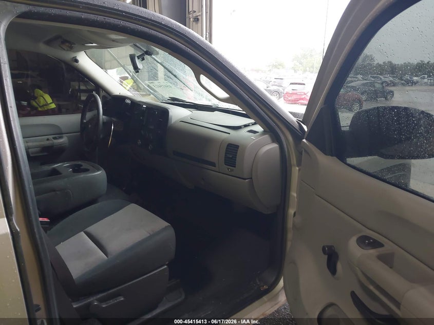 2007 CHEVROLET SILVERADO PICKUP 4.8L V-8 295HP