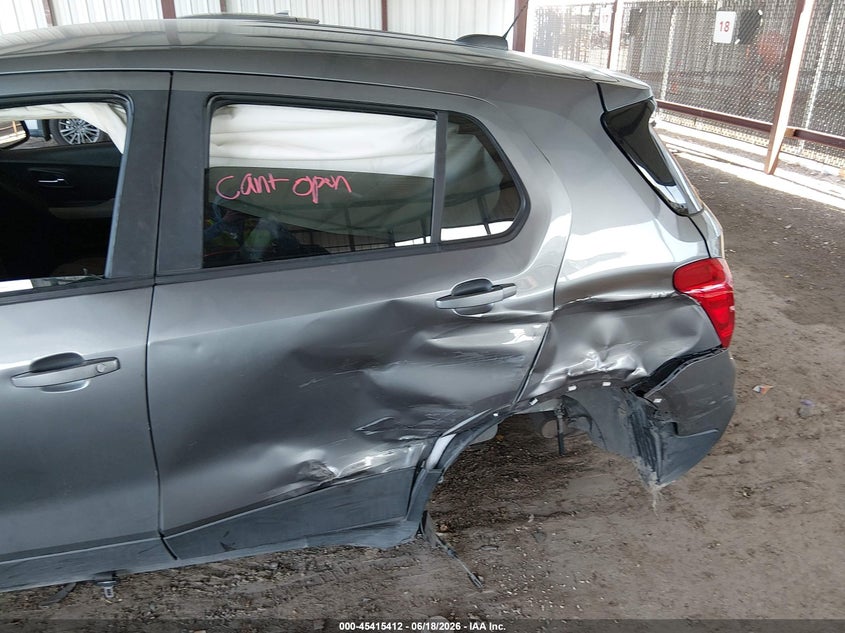 2020 CHEVROLET TRAX auction photo 6