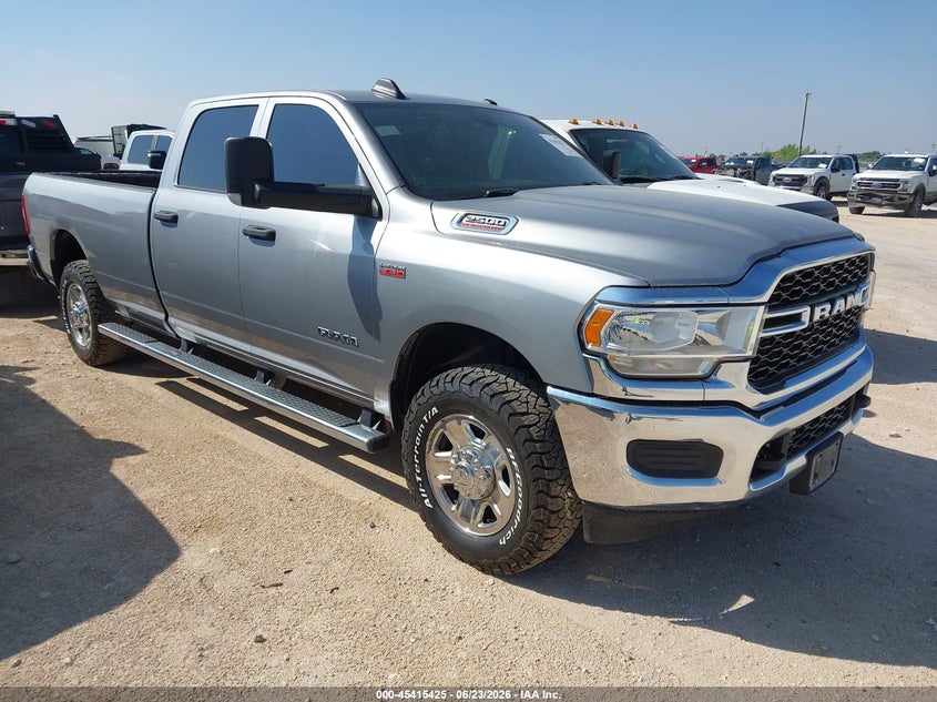 Vin: 3c6ur5hj1ng372541, lot: 45913447, ram 2500 tradesman  4x4 8' box 2022 img_1