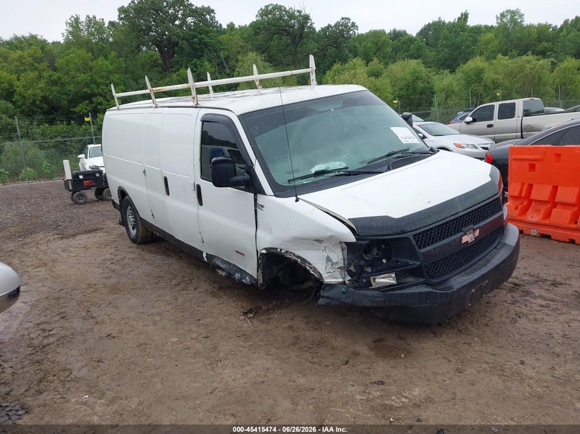 Vin: 1gczgucl4c1129146, lot: 45913496, chevrolet express 3500 diesel 2012 img_1