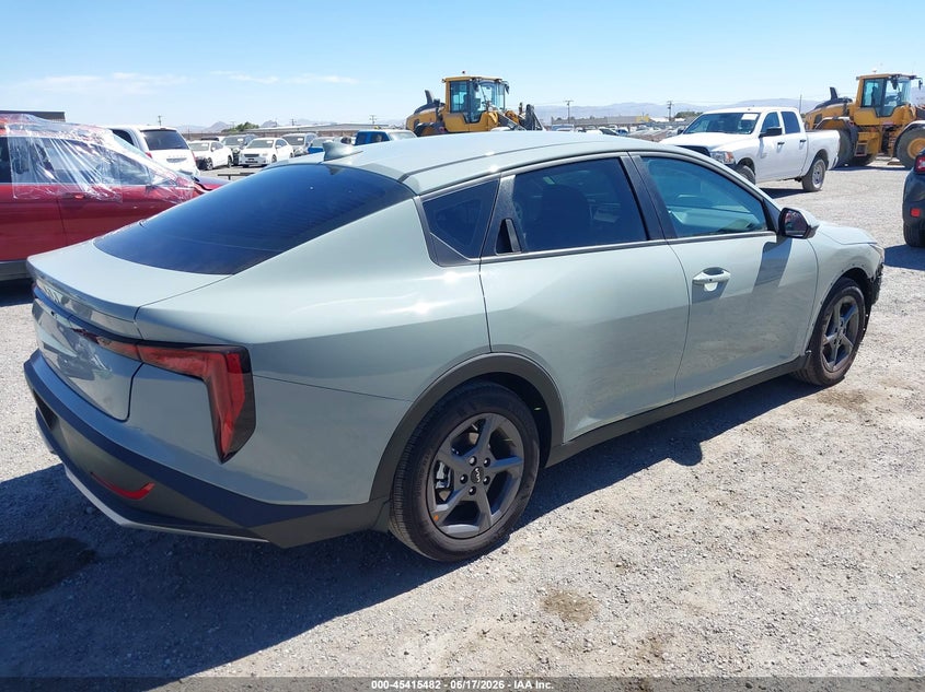 Vin: 3kpft4de8te279742, lot: 45913504, kia k4 lxs 20264