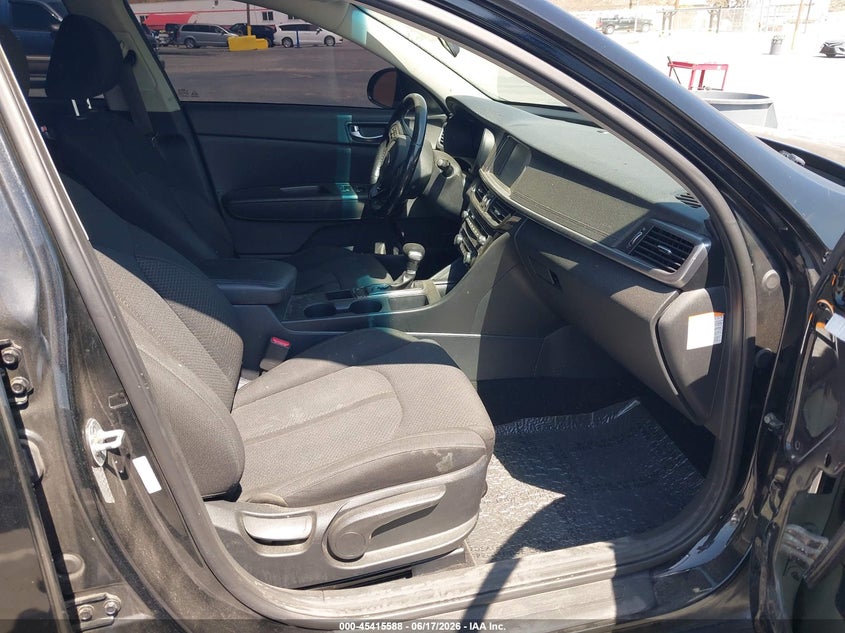 2018 KIA OPTIMA HYBRID auction photo 5