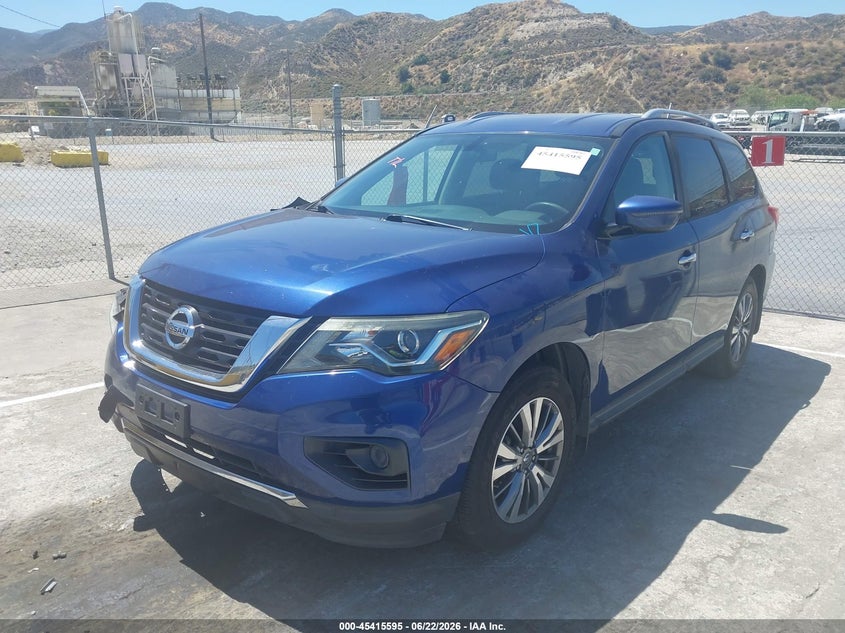 2018 Nissan Pathfinder S 5N1DR2MNXJC618527 photo 1
