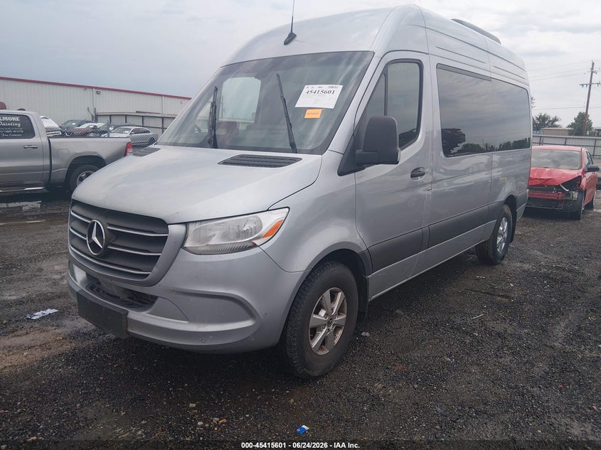 Vin: w1z4nfhy4sp779906, lot: 45913623, mercedes-benz sprinter 2500 standard roof 4-cyl diesel ho 20252