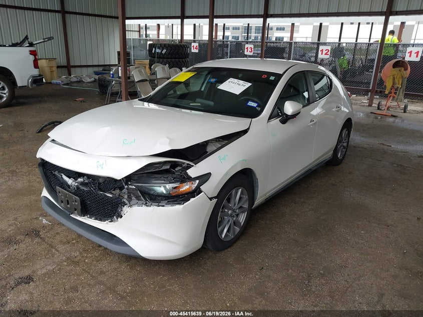 2022 Mazda 3, Front End, IAAI, VIN JM1BPAJL0N1517271 — photo 2