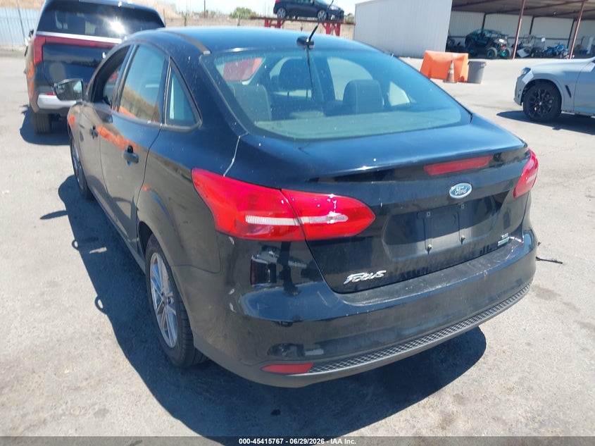 Vin: 1fadp3fe1hl237565, lot: 45913789, ford focus se 20173