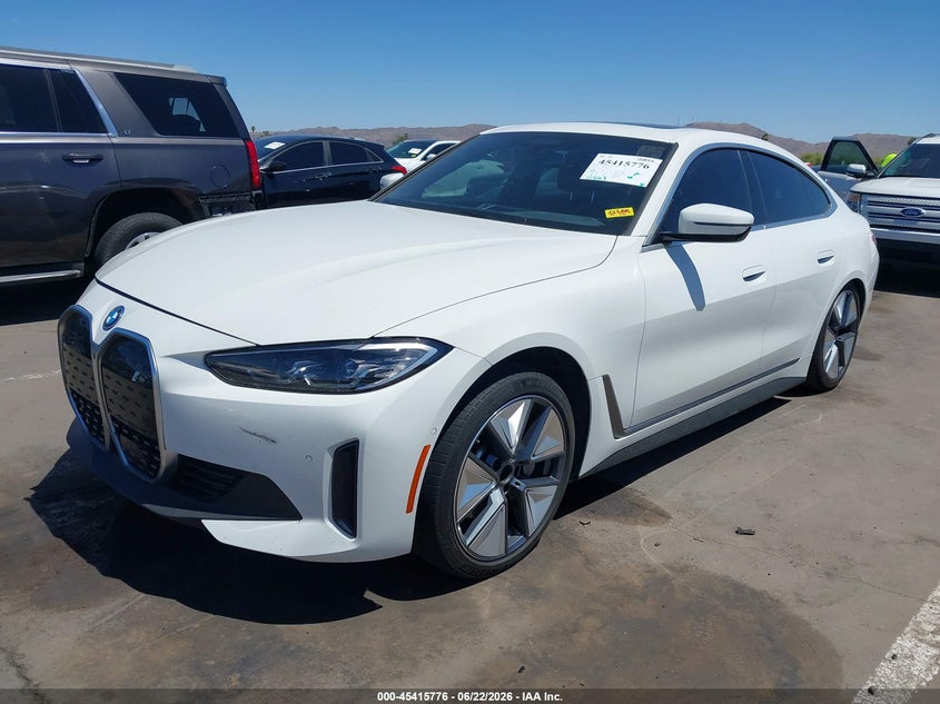 Vin: wby73aw04pfr01378, lot: 45913798, bmw i4 edrive40 20232