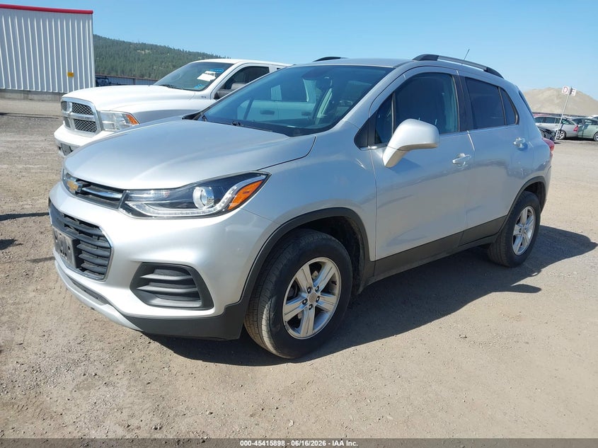 2017 CHEVROLET TRAX auction photo 2
