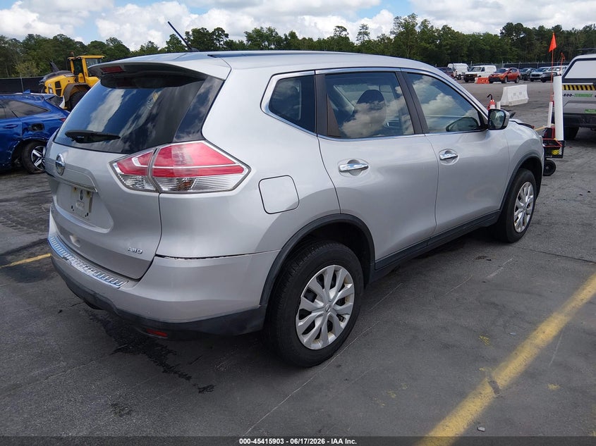 2015 NISSAN ROGUE auction photo 4