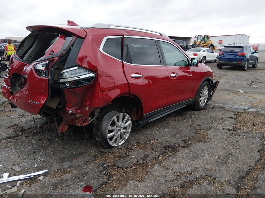 2017 NISSAN ROGUE auction photo 4