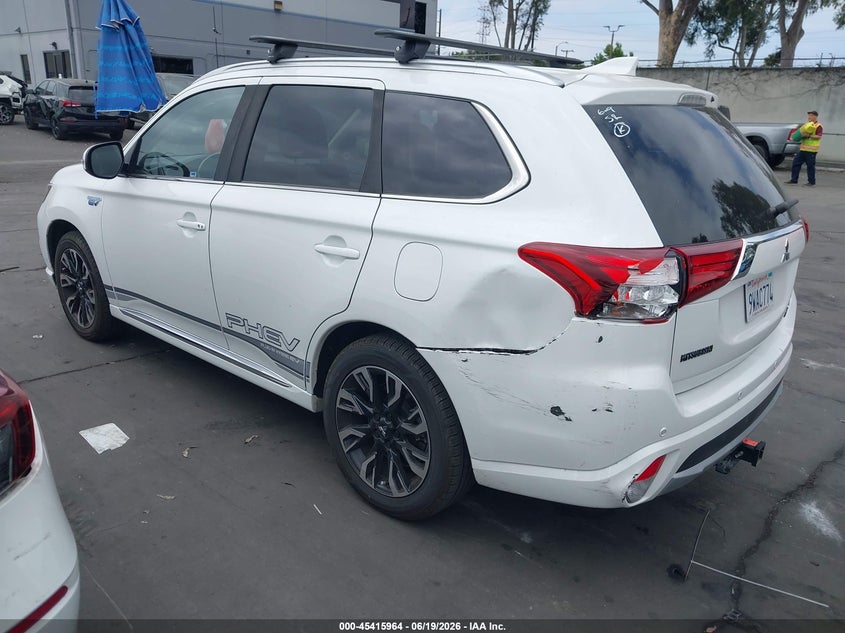 Vin: ja4j24a54jz032070, lot: 45913986, mitsubishi outlander phev gt 20183