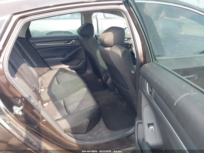 2018 HONDA ACCORD auction photo 8
