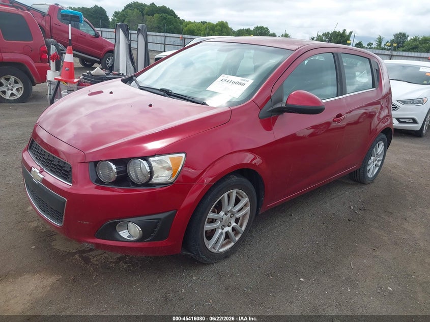 2013 CHEVROLET SONIC auction photo 2