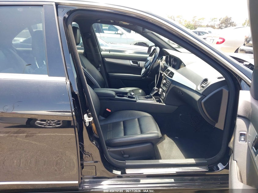 2012 MERCEDES-BENZ C 250 auction photo 5