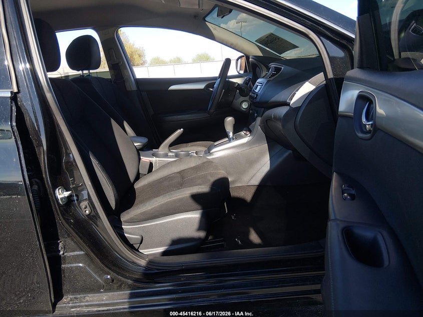 2017 NISSAN SENTRA auction photo 5