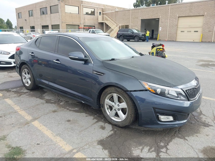 Vin: knagm4a79f5578550, lot: 45914310, kia optima lx 2015 img_1