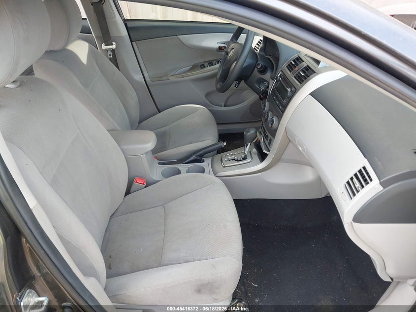2012 TOYOTA COROLLA auction photo 5