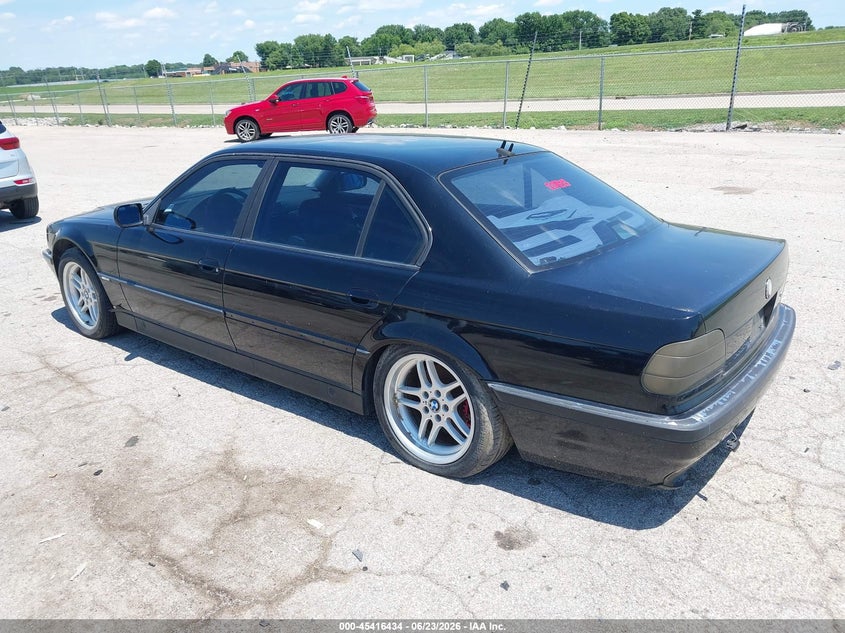 1995 BMW 740 auction photo 3