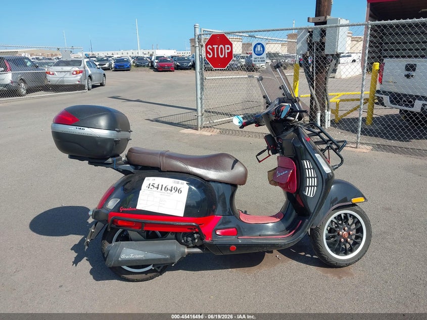 2005 Vespa Granturismo 200 VIN: ZAPM319KX55002091 Lot: 45416496