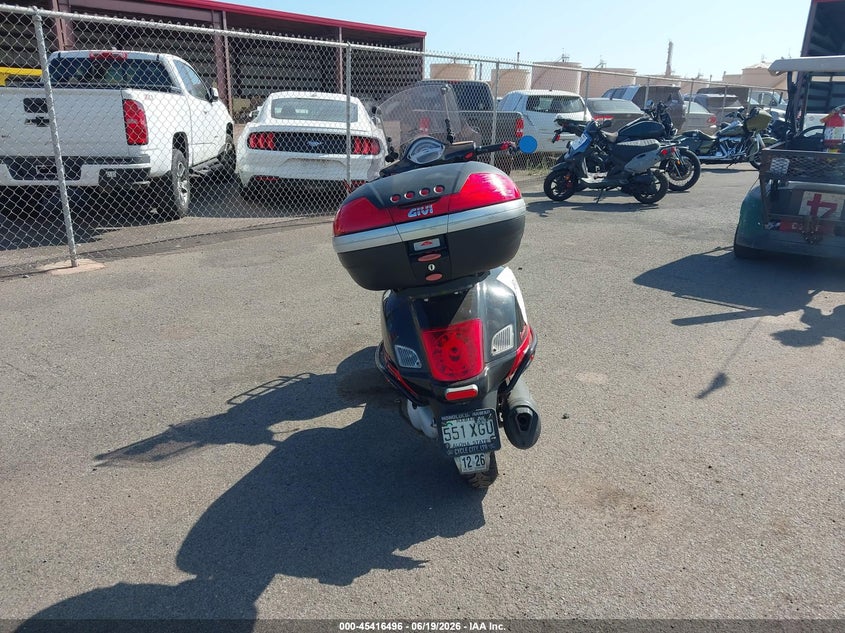 2005 Vespa Granturismo 200 VIN: ZAPM319KX55002091 Lot: 45416496