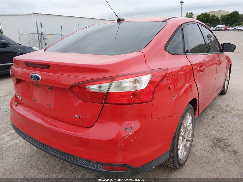 Vin: 1fahp3f24cl204267, lot: 45914618, ford focus se 20124