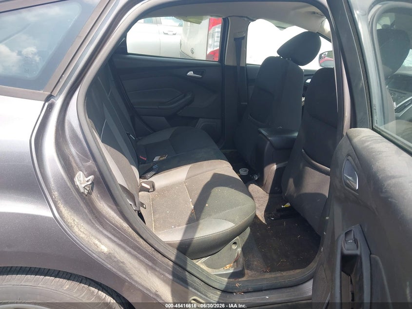 2014 FORD FOCUS auction photo 8