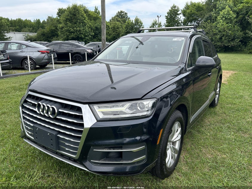 2017 Audi Q7 3.0t Premium WA1LAAF78HD043696 photo 1