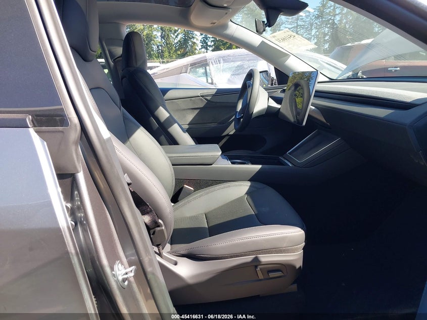 2026 TESLA MODEL Y auction photo 5