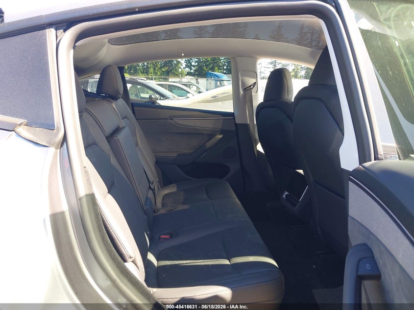 2026 TESLA MODEL Y auction photo 8