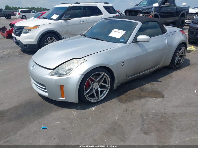 2007 NISSAN 350Z auction photo 2