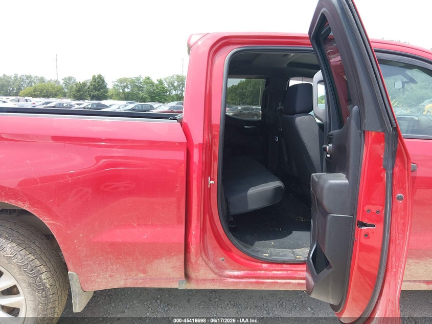 2019 CHEVROLET SILVERADO 1500 auction photo 8