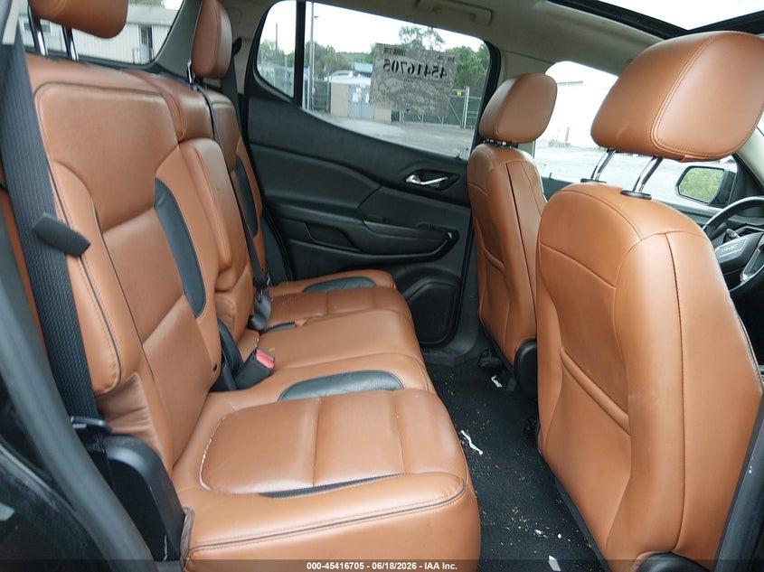 2017 GMC ACADIA auction photo 8