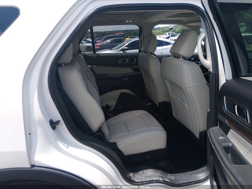 2018 FORD EXPLORER auction photo 8