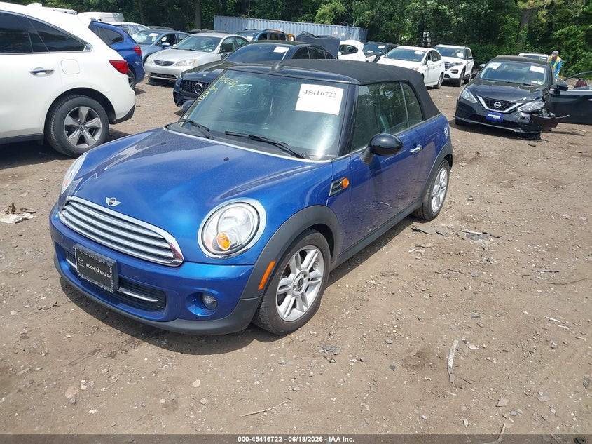 2013 MINI CONVERTIBLE auction photo 2