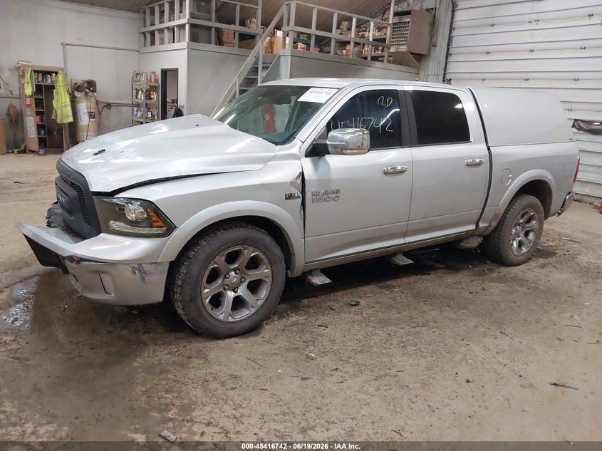 Vin: 1c6rr7nt8es434338, lot: 45914793, ram 1500 laramie 20142