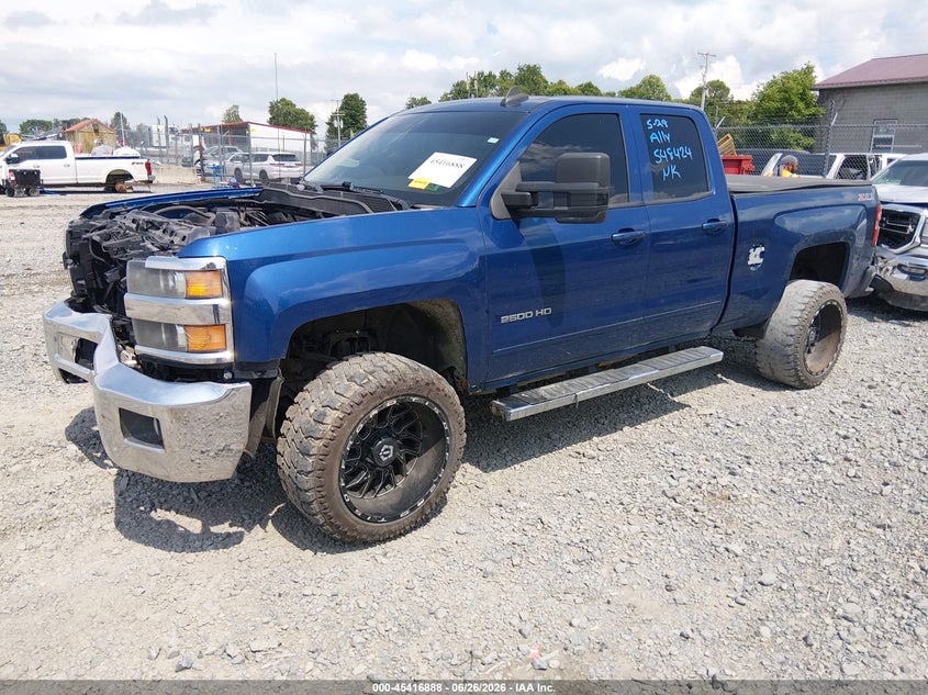 2015 CHEVROLET SILVERADO 2500HD BUILT AFTER AUG 14 auction photo 2