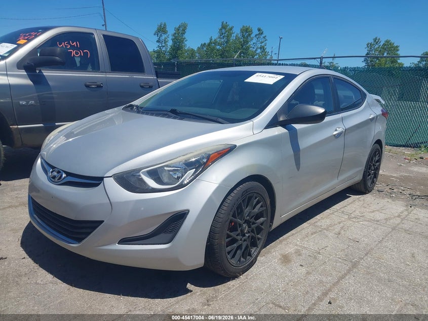 2016 Hyundai Elantra Se 5NPDH4AE2GH735538 photo 1