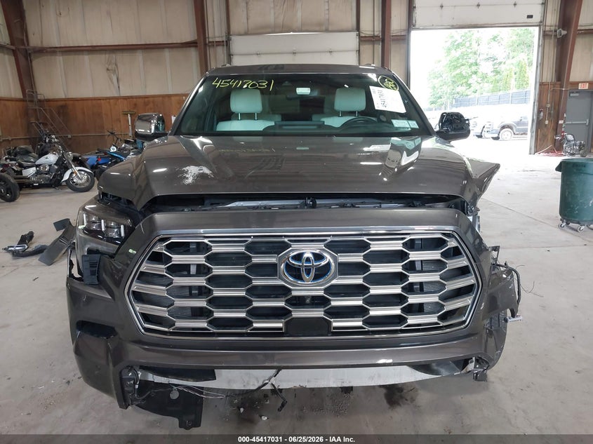 2024 Toyota Sequoia Capstone VIN: 7SVAAABA1RX023794 Lot: 45417031