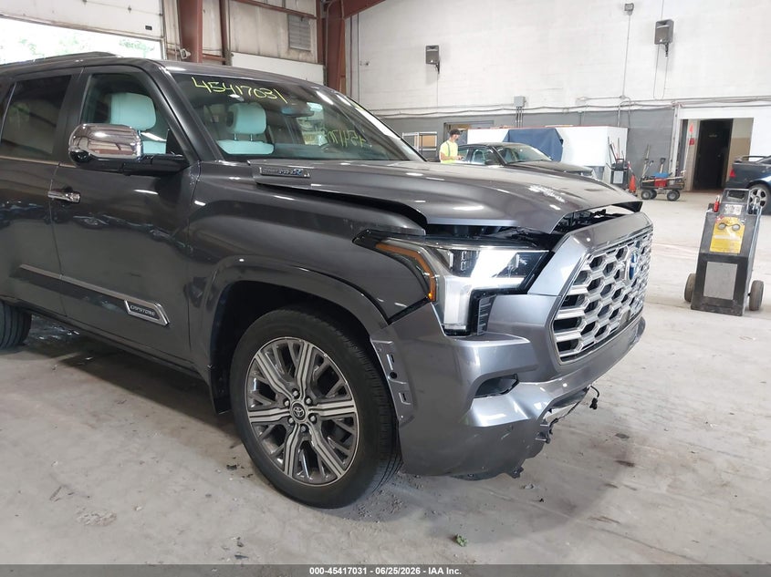 2024 Toyota Sequoia Capstone VIN: 7SVAAABA1RX023794 Lot: 45417031