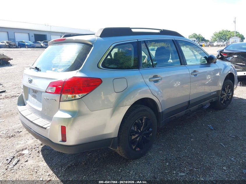 2014 SUBARU OUTBACK auction photo 4