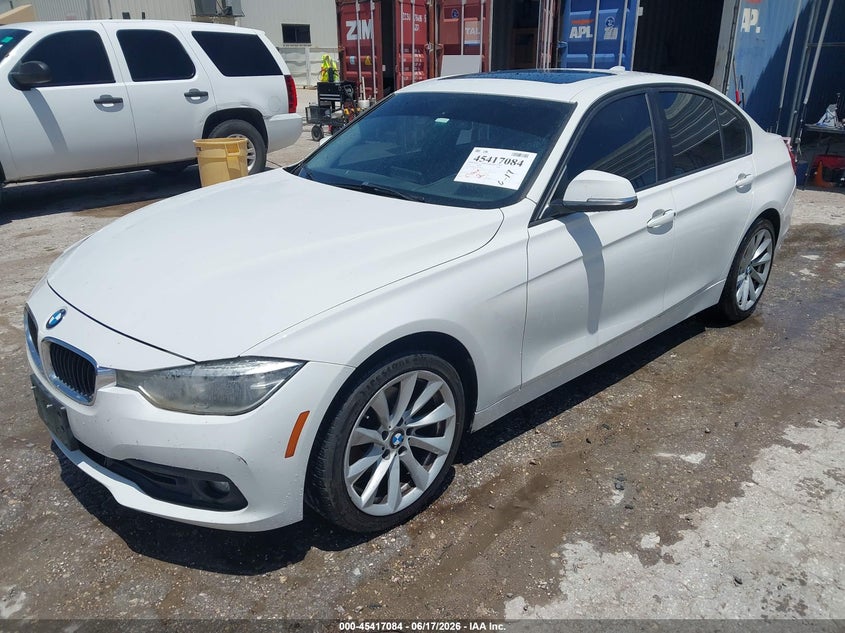 Vin: wba8e1g51jnu92437, lot: 45915135, bmw 320i 20182
