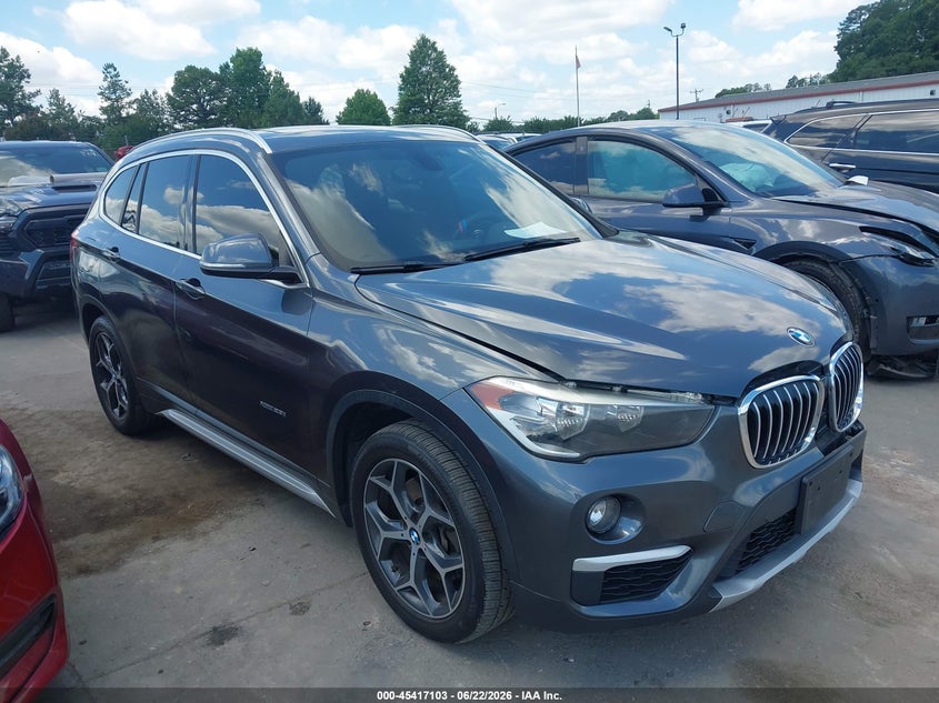 BMW X1 - zdjęcie 13