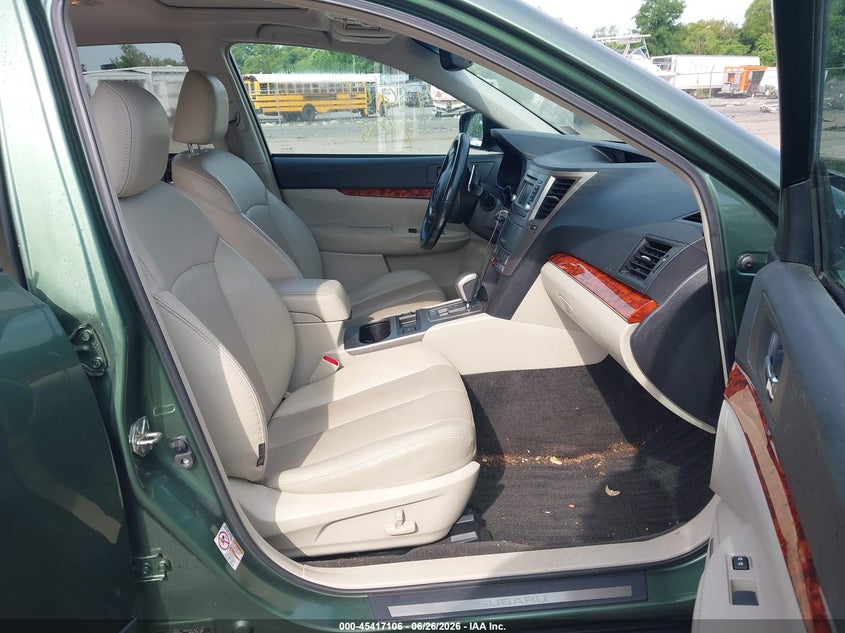 2012 SUBARU OUTBACK auction photo 5