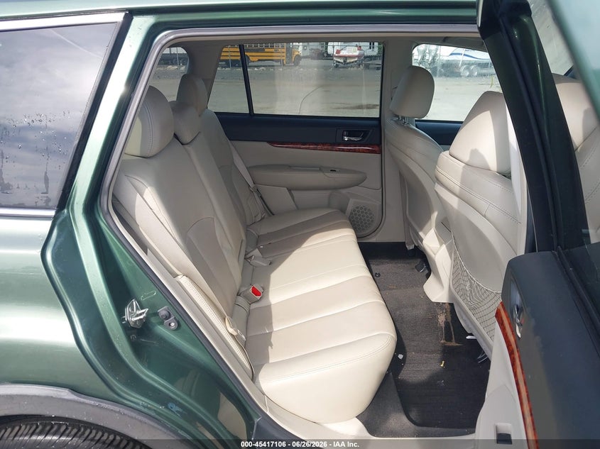 2012 SUBARU OUTBACK auction photo 8
